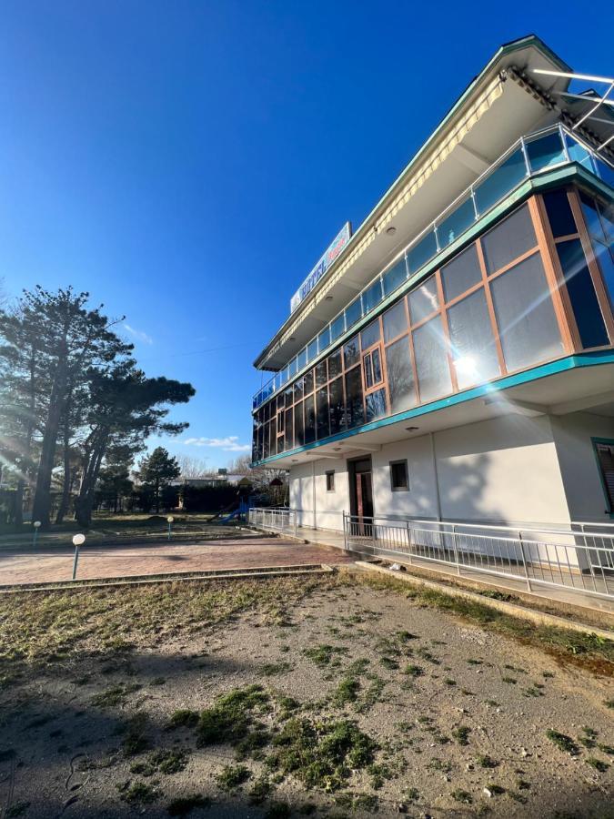 Kamberi Hotel & Apartments 2 Velipojë Zewnętrze zdjęcie
