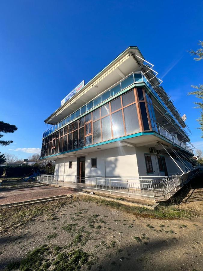 Kamberi Hotel & Apartments 2 Velipojë Zewnętrze zdjęcie